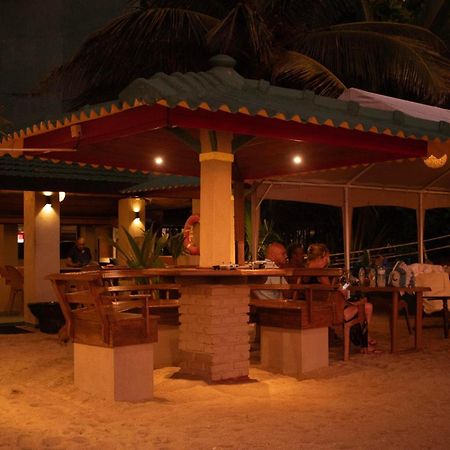 Hotel Coconut Bar Sea Lodge ベールワラ エクステリア 写真
