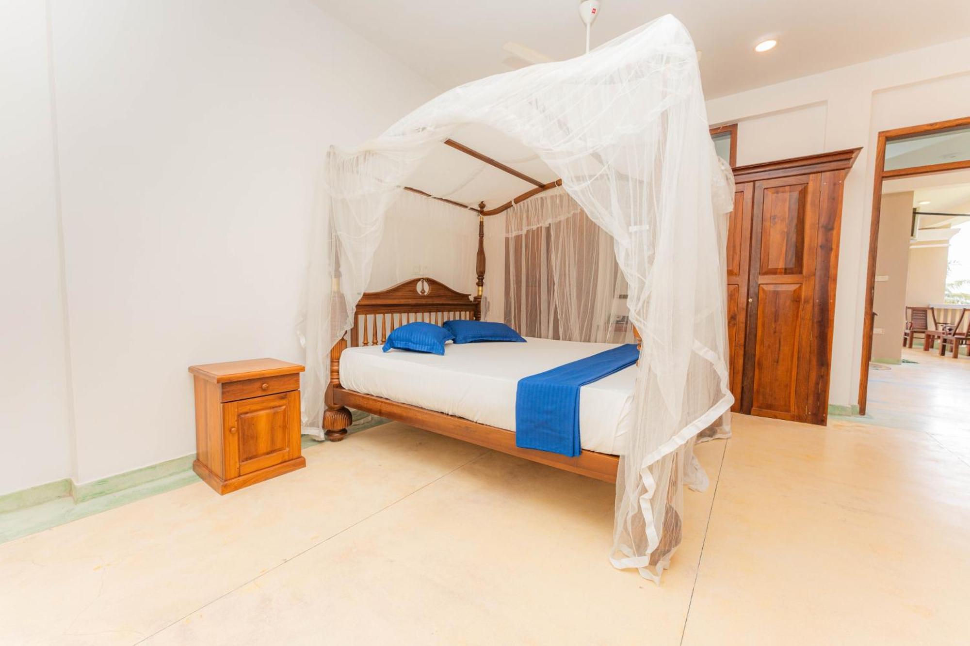 Hotel Coconut Bar Sea Lodge ベールワラ エクステリア 写真