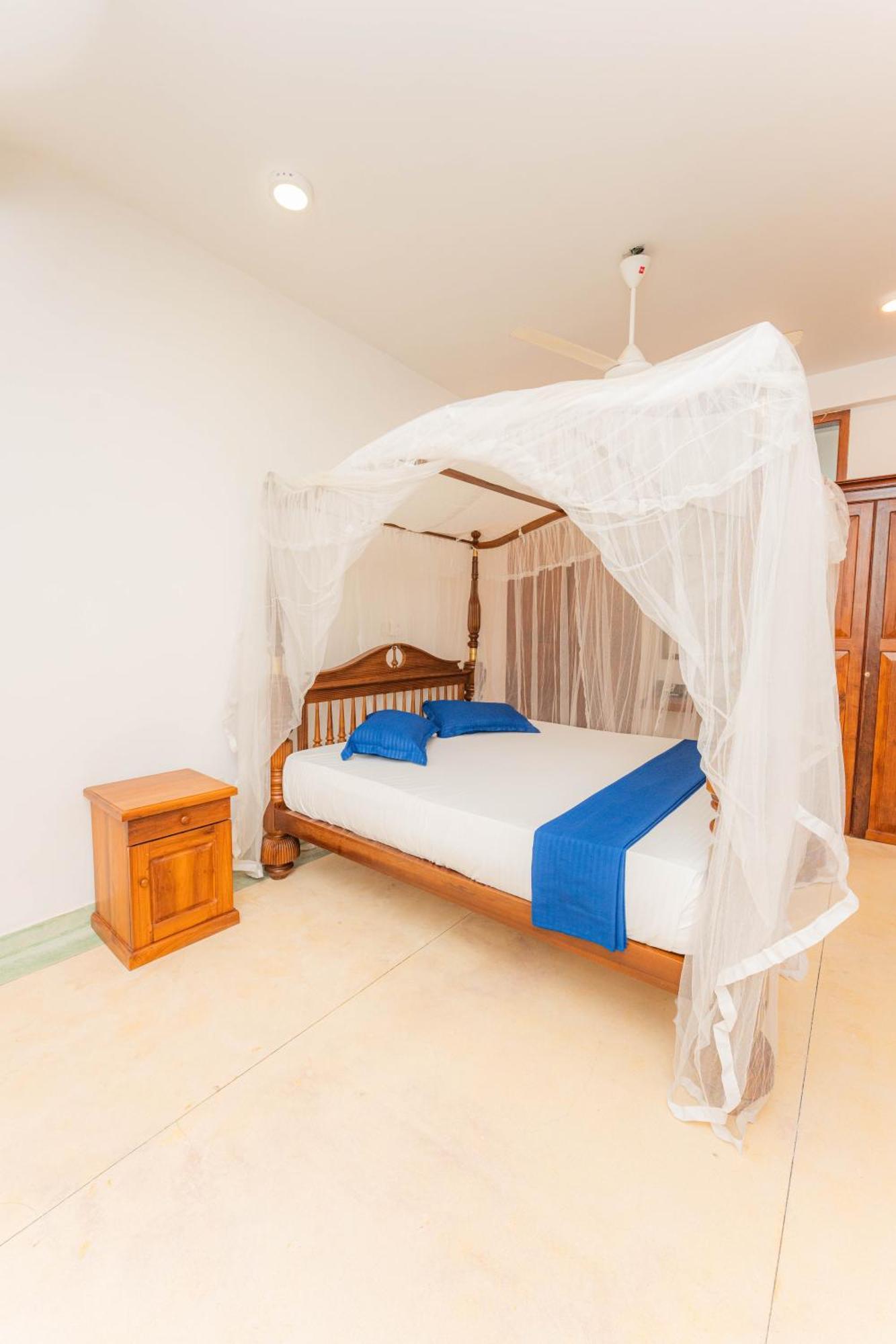Hotel Coconut Bar Sea Lodge ベールワラ エクステリア 写真
