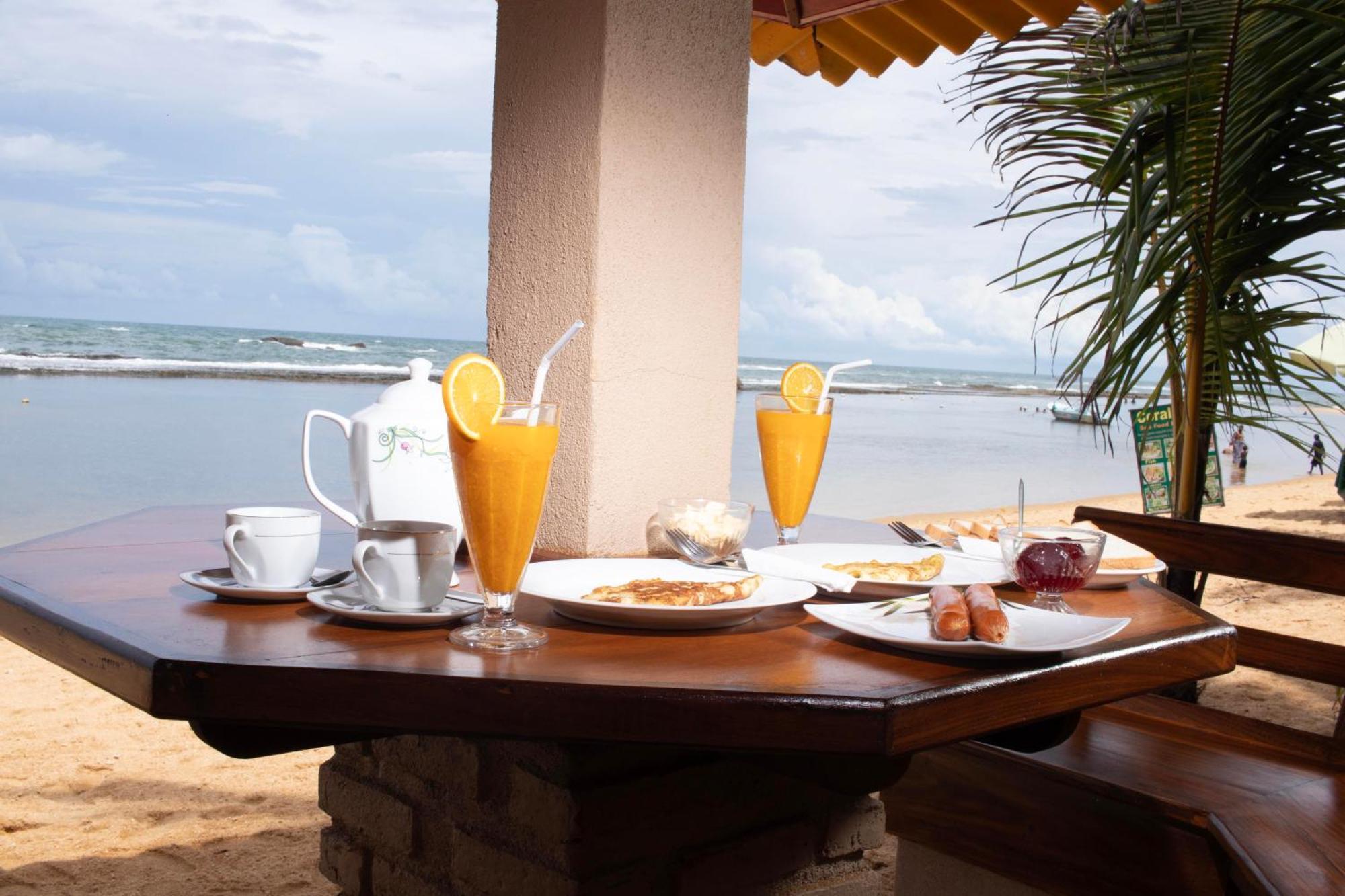 Hotel Coconut Bar Sea Lodge ベールワラ エクステリア 写真