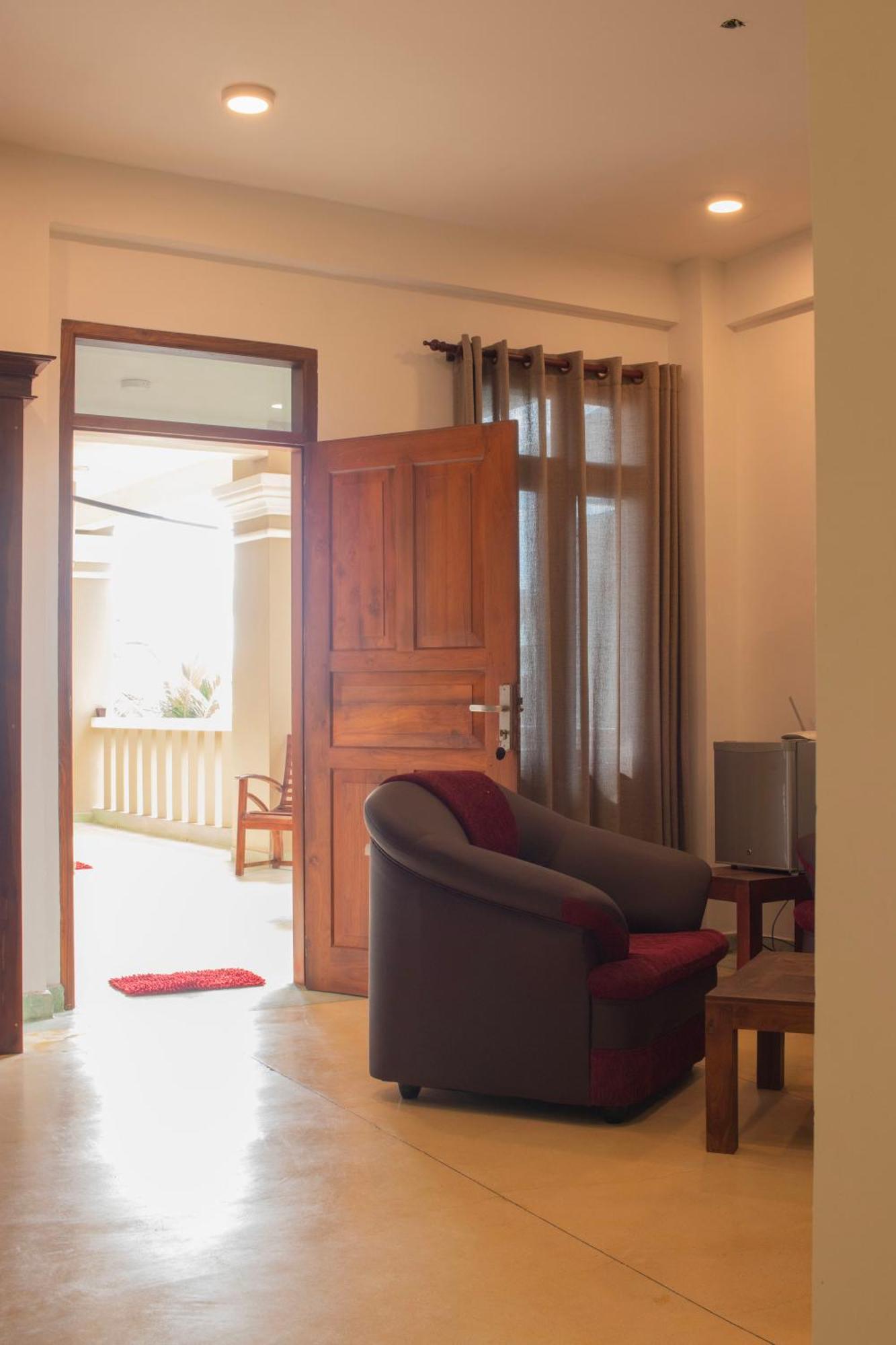Hotel Coconut Bar Sea Lodge ベールワラ エクステリア 写真